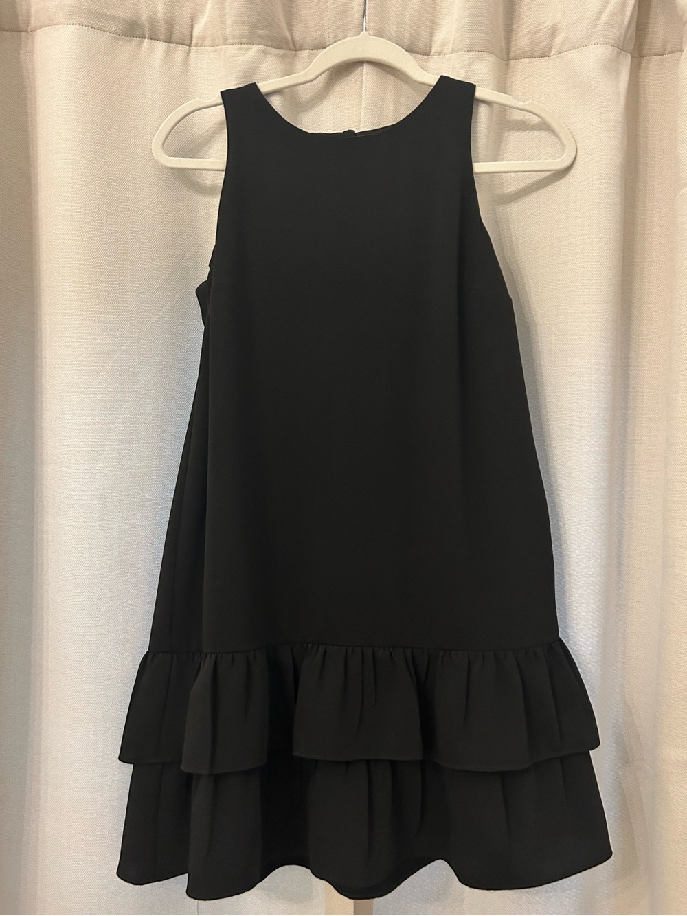 LOFT Black Sleeveless Ruffled-Hem Dress